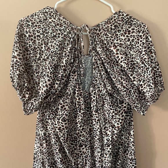 Sanctuary Leopard Print dress with tie back - Picture 3 of 5